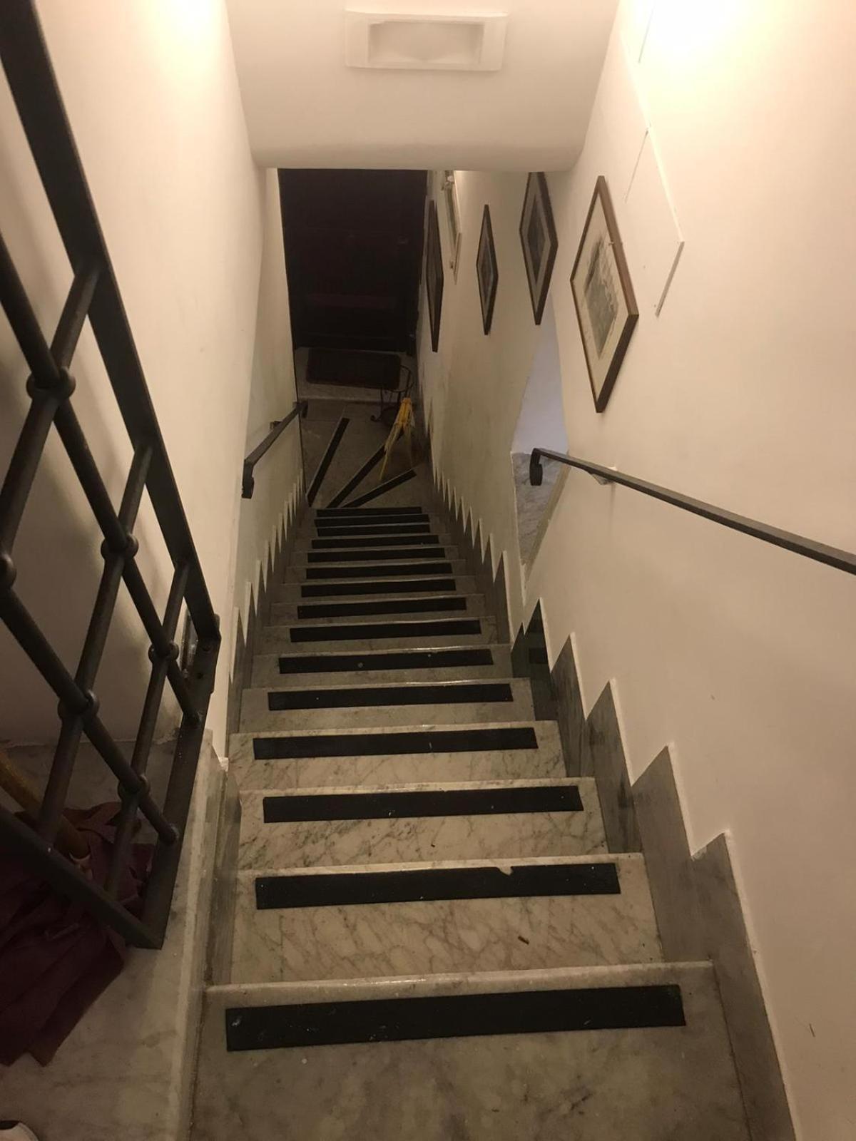 Guide Tour Apartments เนเปิลส์ ภายนอก รูปภาพ