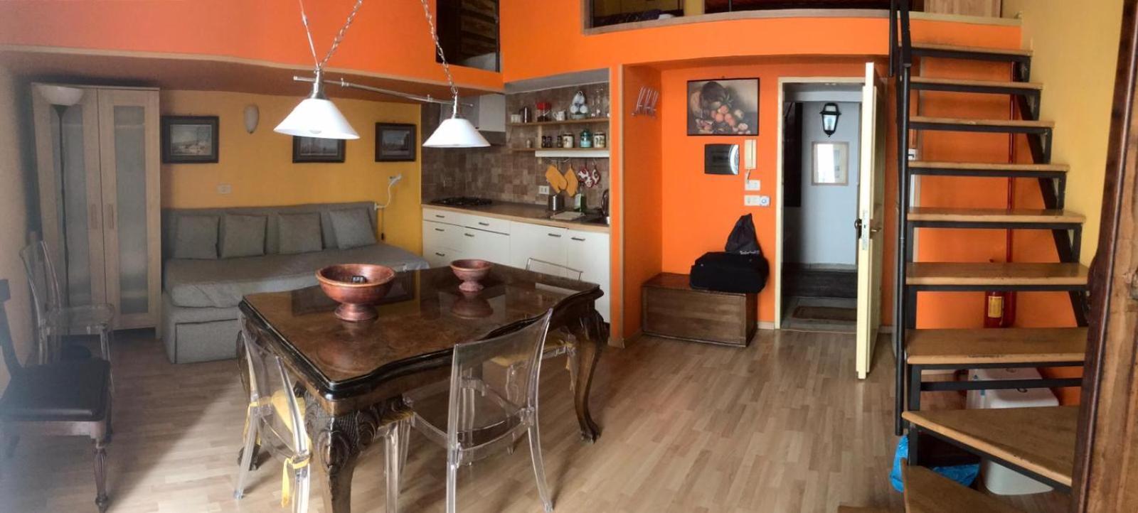 Guide Tour Apartments เนเปิลส์ ภายนอก รูปภาพ