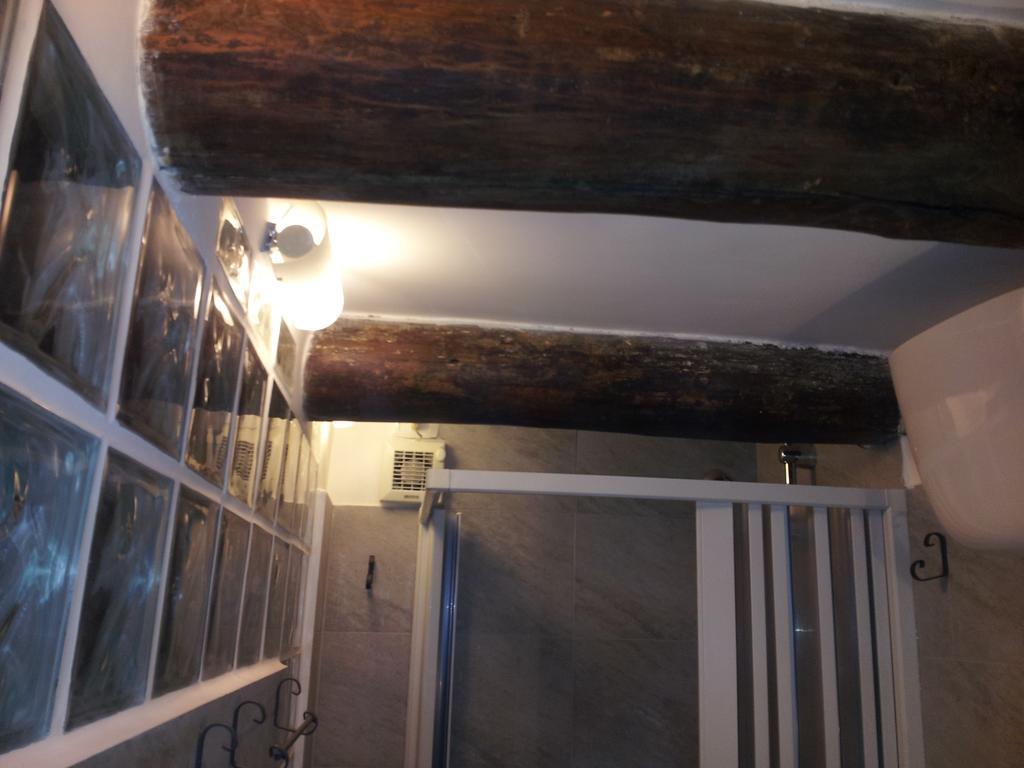 Guide Tour Apartments เนเปิลส์ ภายนอก รูปภาพ