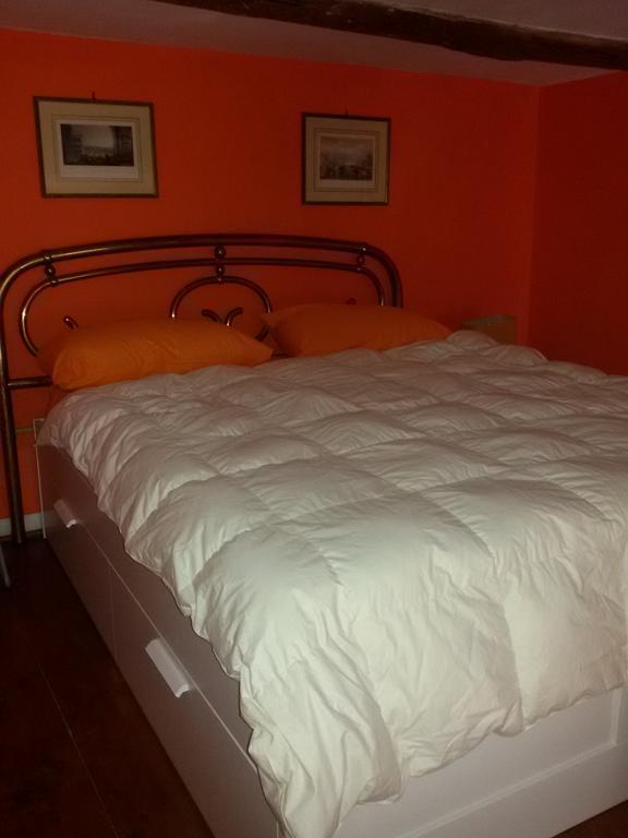 Guide Tour Apartments เนเปิลส์ ภายนอก รูปภาพ